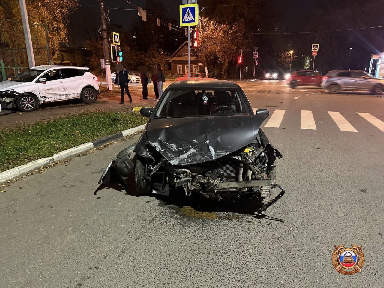 В Твери вылетевший на тротуар автомобиль наехал на 14-летнего мальчика