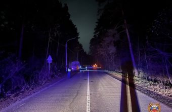 В Твери пешеход-нарушитель попал под колёса ПАЗа В Твери пешеход-нарушитель попал под колёса ПАЗа