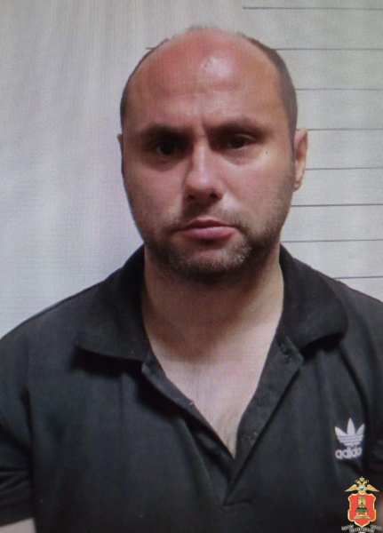 В Тверской области задержали буйного мужчину, который «обчистил» чужую квартиру