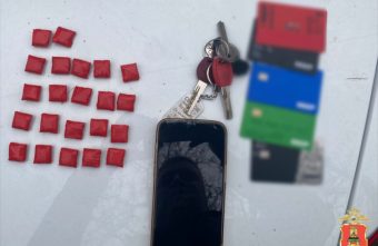 35 свёртков с наркотиком нашли у задержанного в Твери закладчика свёртков