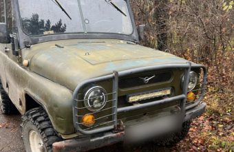 Пьяный житель Тверской области угнал 65-летний УАЗ угнал