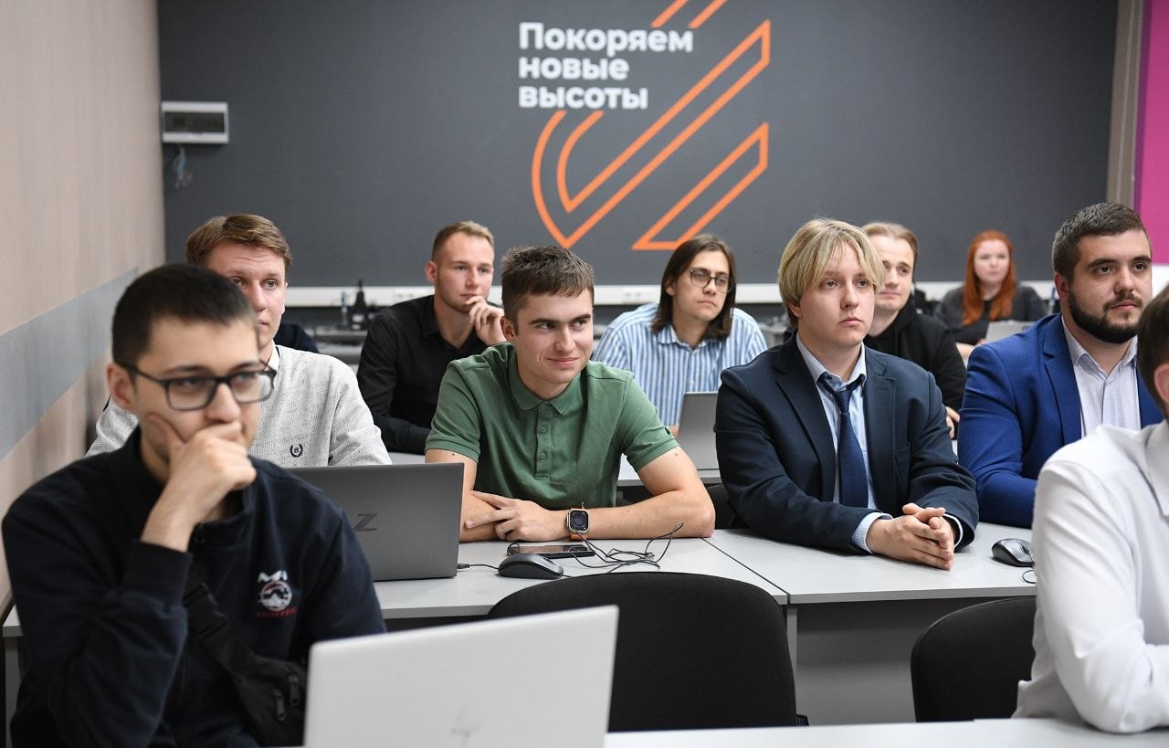 Валерий Фальков ознакомился с разработками молодых ученых Тверской области