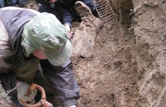 Поисковики смогли разгадать судьбы двоих погибших на тверской земле красноармейцев через 15 лет Поисковики смогли разгадать судьбы двоих погибших на тверской земле красноармейцев через 15 лет