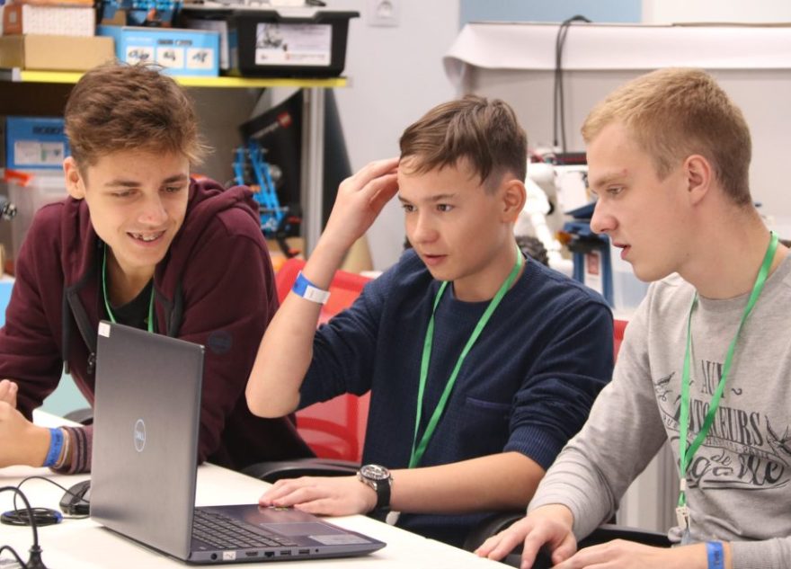 Школьники протестировали профессии в колледжах Верхневолжья