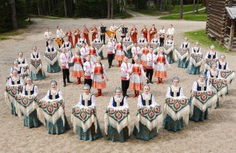 Северный русский народный хор представляет в Тверской области «Песни нашей Родины» Северный русский народный хор представляет в Тверской области «Песни нашей Родины»