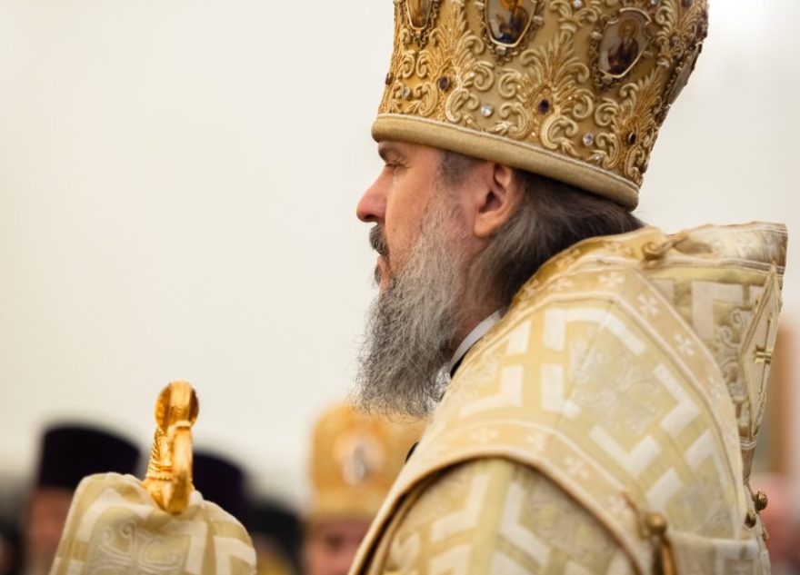 В старейшем храме города Бологое митрополит Амвросий провел богослужение