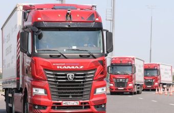 Беспилотным грузовикам в России разрешили ездить без людей грузовикам