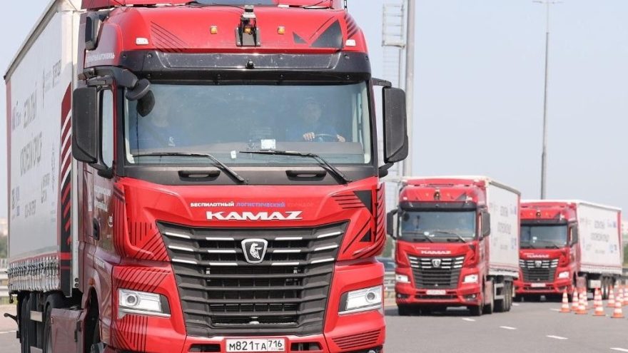 грузовикам