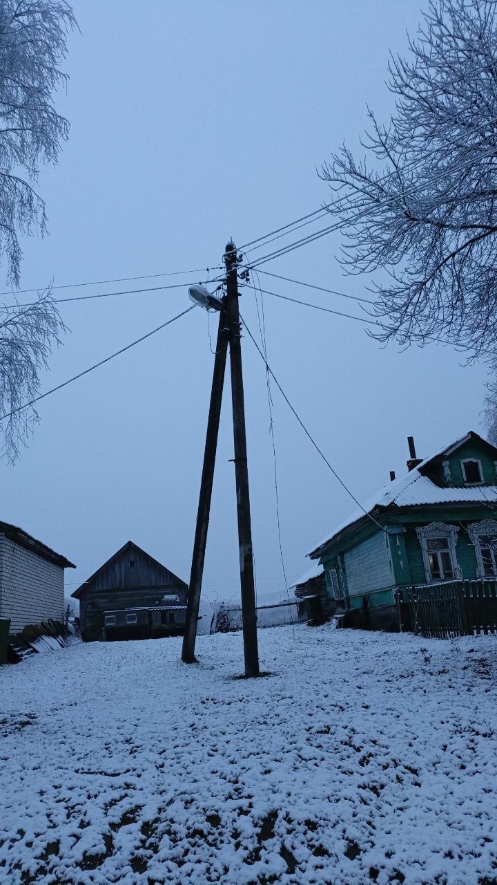 В деревне Тверской области четыре дня нет света