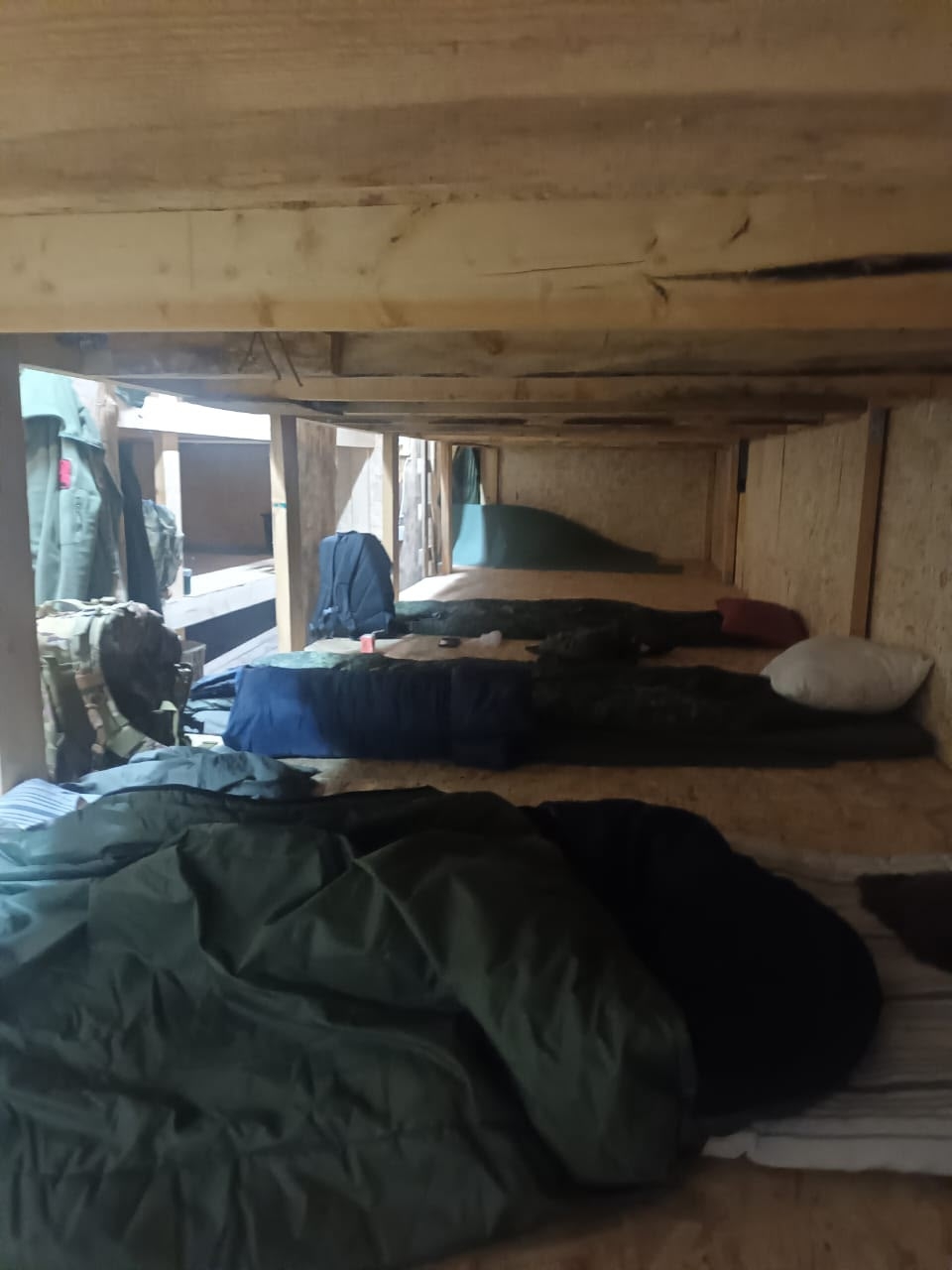 Бойцы СВО из Тверской области ночуют в блиндаже, который появился благодаря землякам