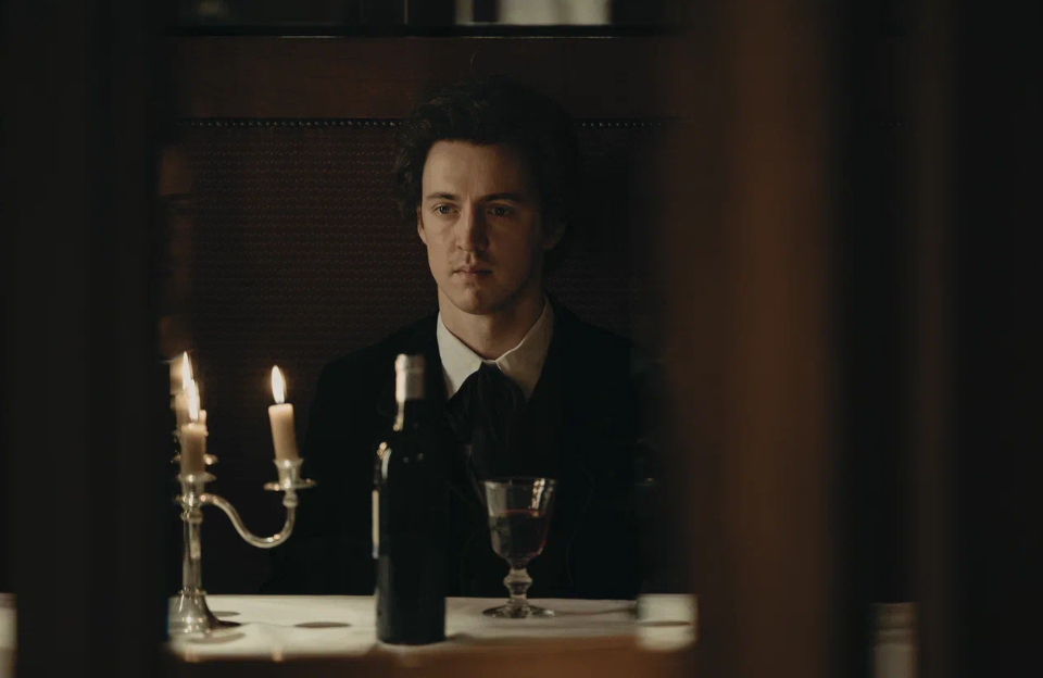 «Хроники русской революции» против «Константинополя»: что смотреть и чему верить