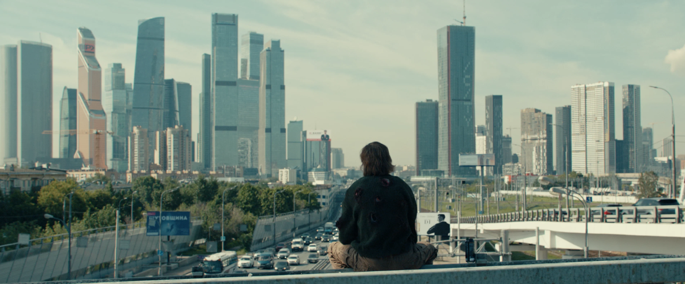 Чайный гриб-убийца, кровососы и метелки: разбираем российские фэнтези-новинки