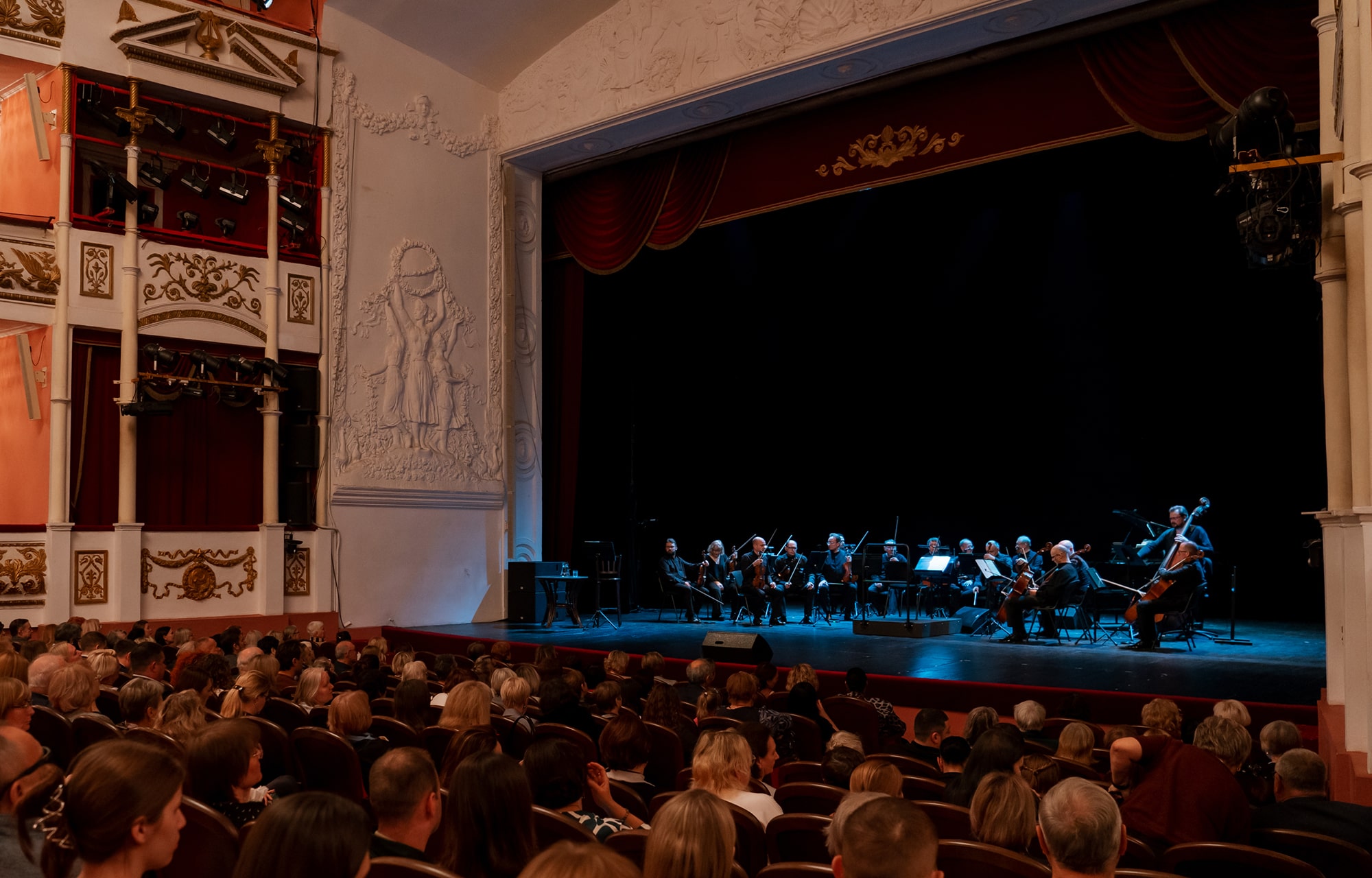 В Твери показали спектакль-концерт с участием Игоря Костолевского и Юрия Башмета