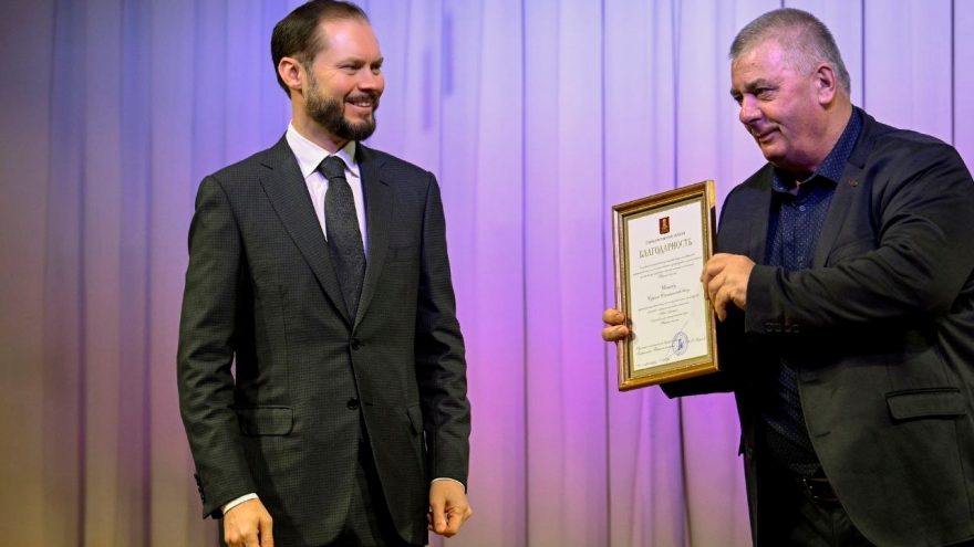 Тракторист из Тверской области получил награду от главы региона