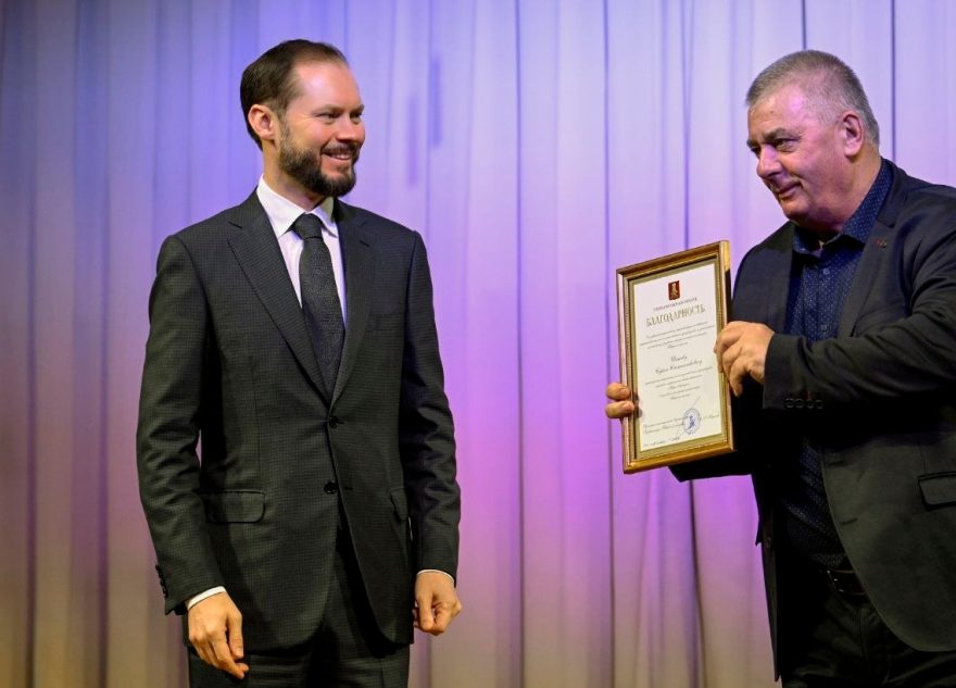 Тракторист из Тверской области получил награду от главы региона