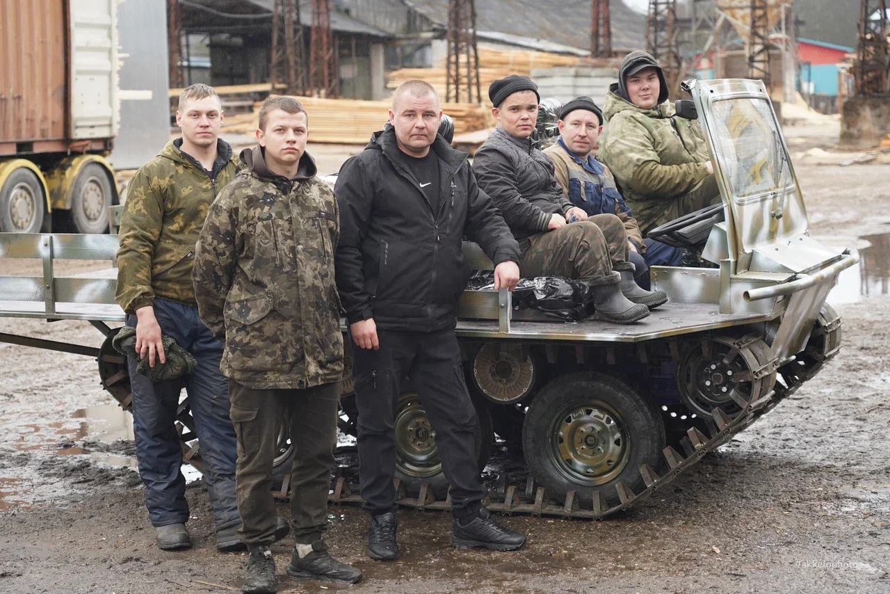 Рабочие Тверской области отремонтировали вездеход для бойцов СВО