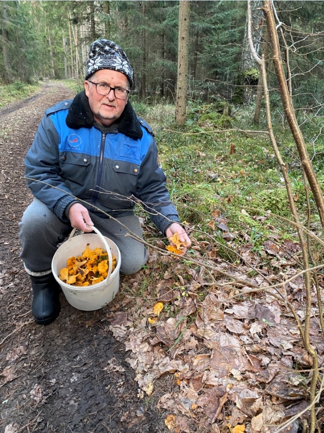 В Вышнем Волочке мужчина сжёг автомобиль бывшей супруги