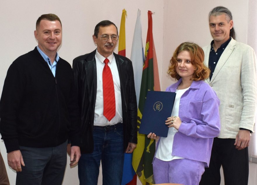 Участник Олимпийских игр приехал в Тверскую область к волонтёрам