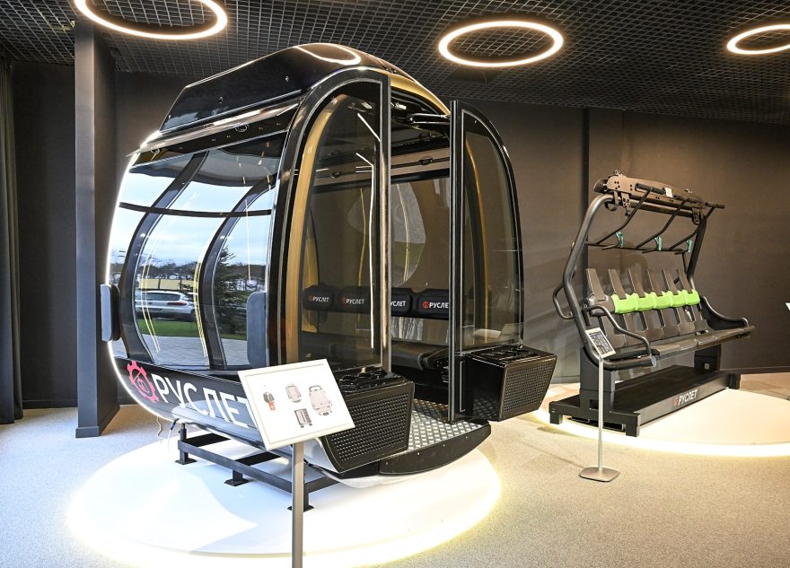 Виталий Королев ознакомился с уникальным предприятием по производству канатных дорог в Тверской области