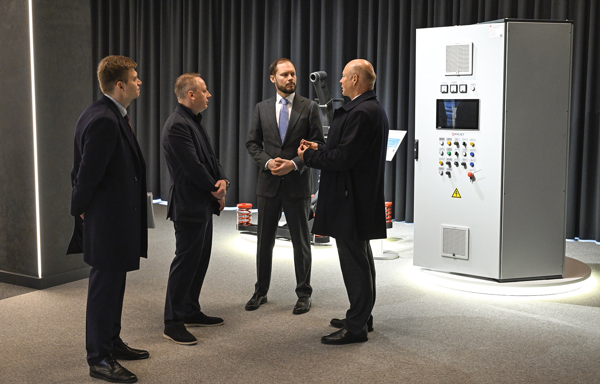 Виталий Королев ознакомился с уникальным предприятием по производству канатных дорог в Тверской области