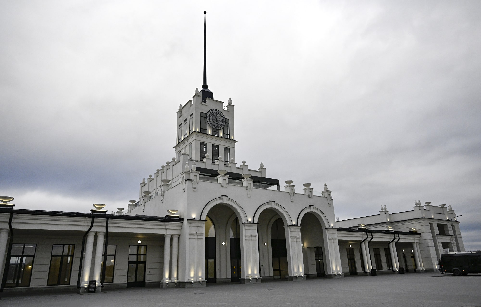 Виталий Королев ознакомился с уникальным предприятием по производству канатных дорог в Тверской области