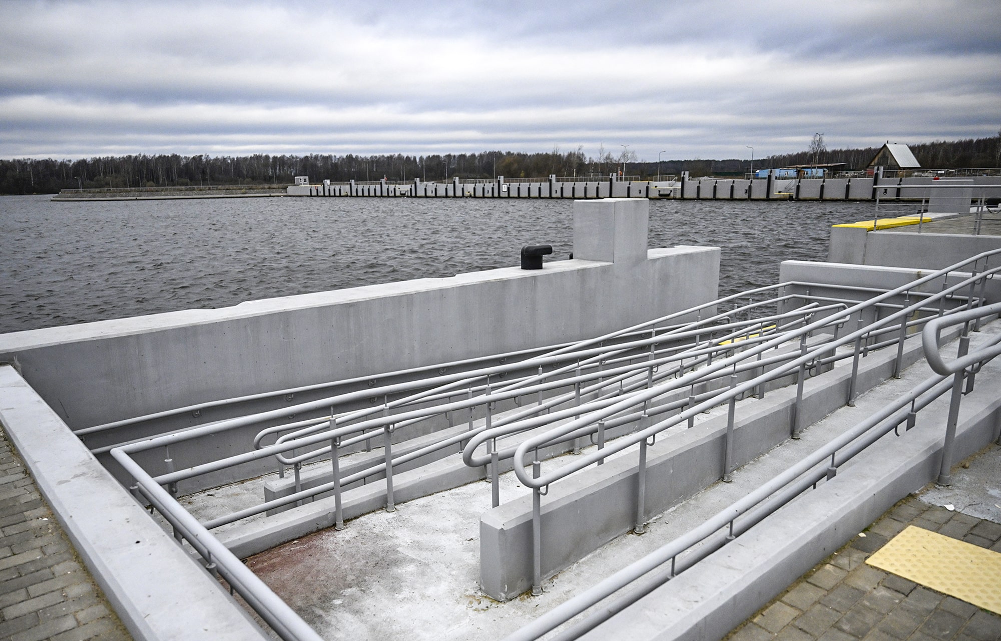 Виталий Королев ознакомился с уникальным предприятием по производству канатных дорог в Тверской области