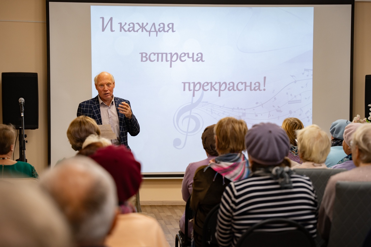 В Лихославльской библиотеке отметили пятилетие виртуального концертного зала