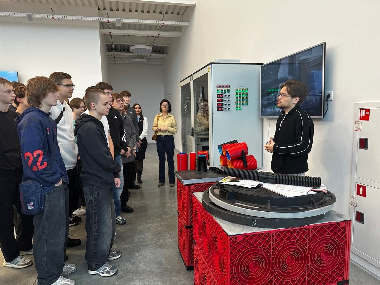 Школьники и студенты Тверской области познакомились с площадками больше 60 предприятий