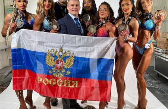 бодибилдерша