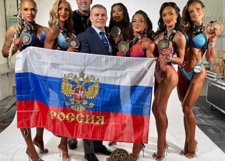 бодибилдерша