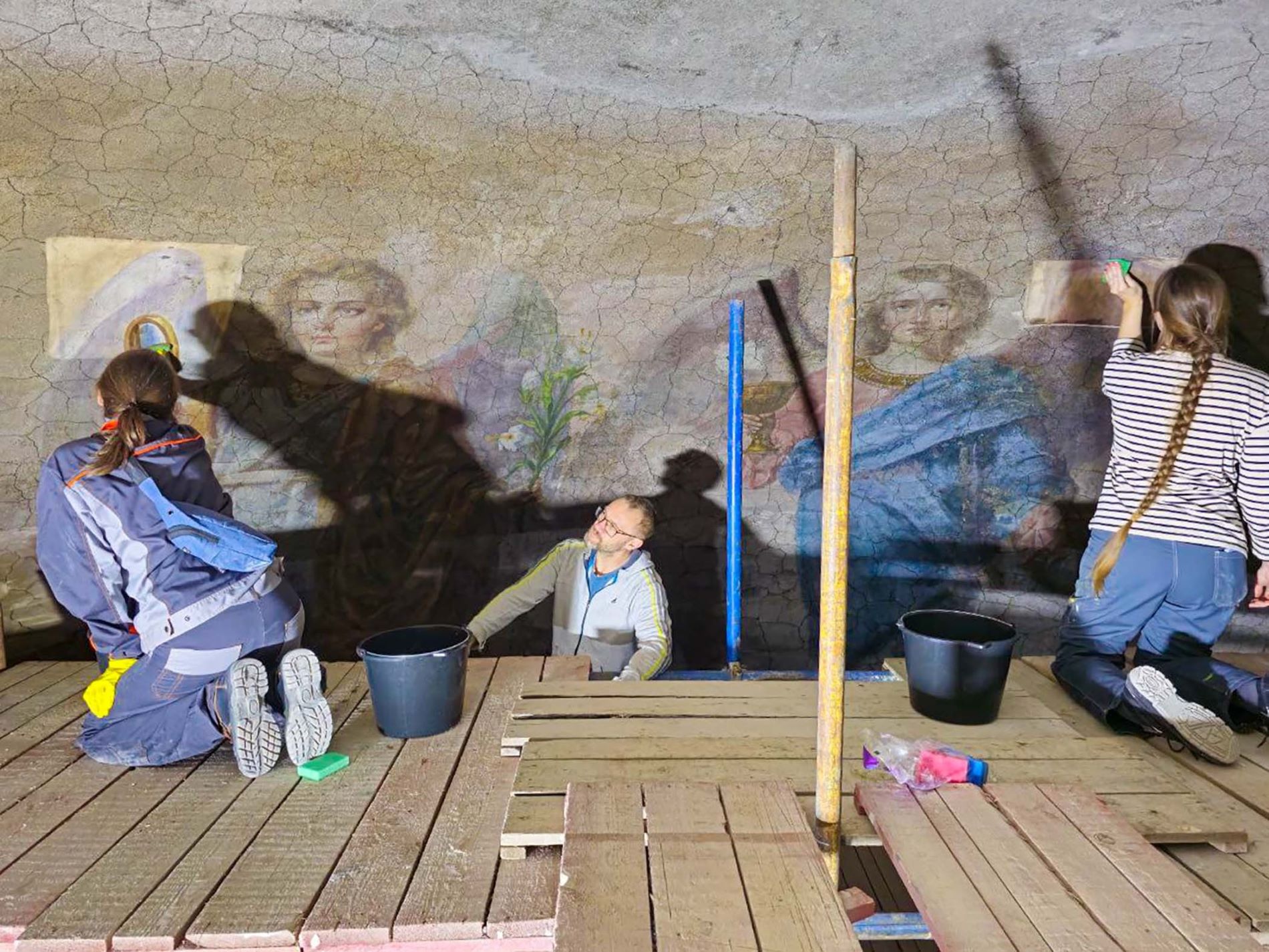 В Тверской области началась реставрация уникальной фрески в куполе собора