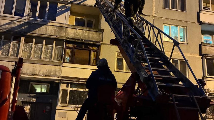 В Твери ребенок случайно заперся в квартире