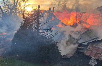 В СНТ в Тверской области сгорел дачный дом дачный