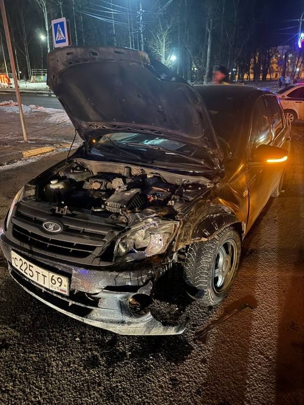 В Тверской области меняется схема движения на аварийном участке