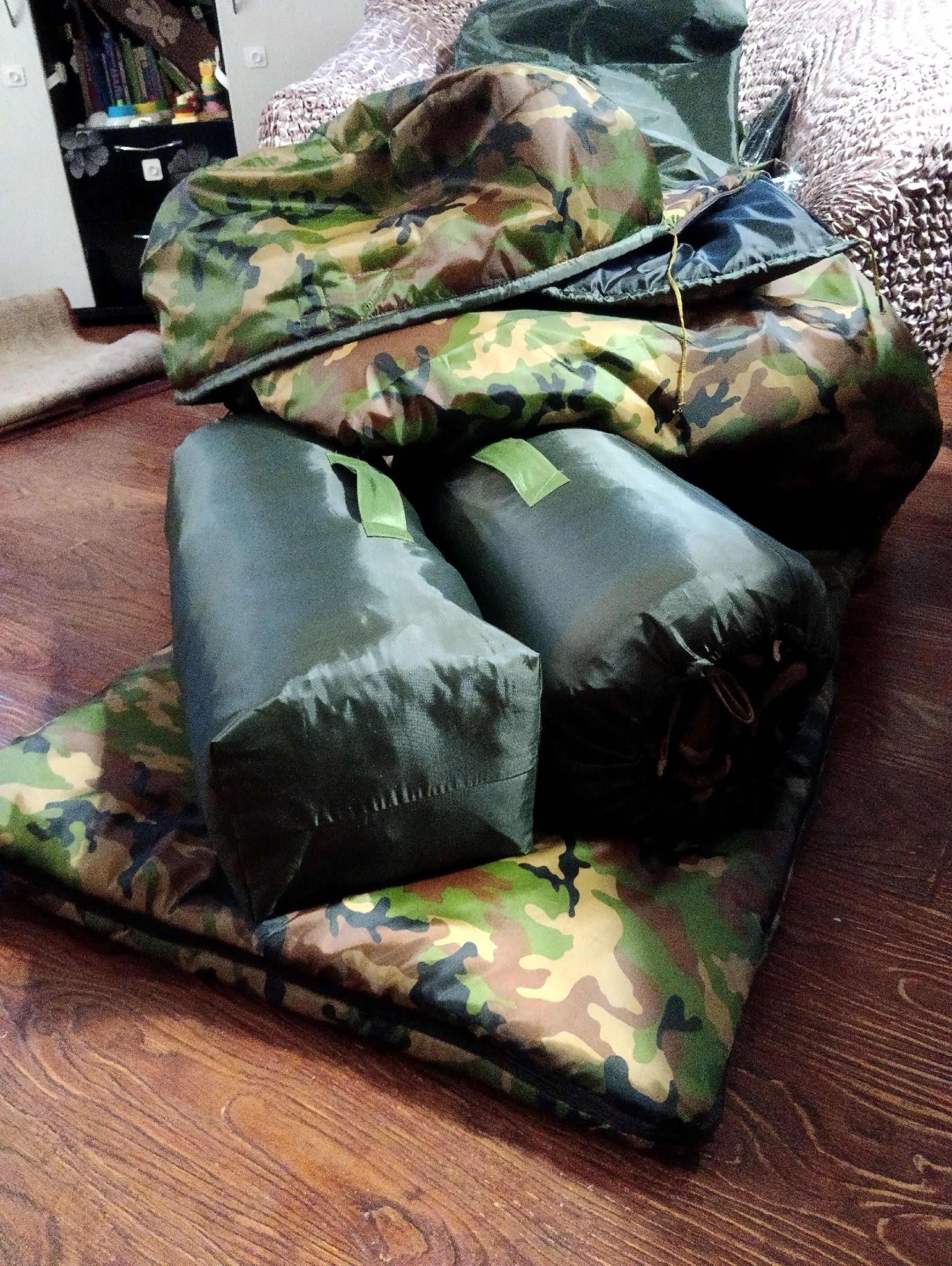 Жительница Тверской области просит земляков связать носки для бойцов