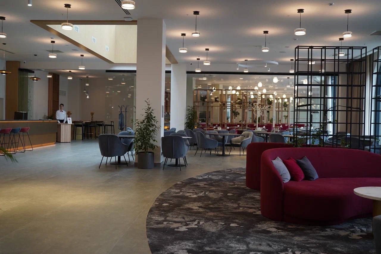 Появились первые фото готовящегося к открытию аквапарка в Тверской области