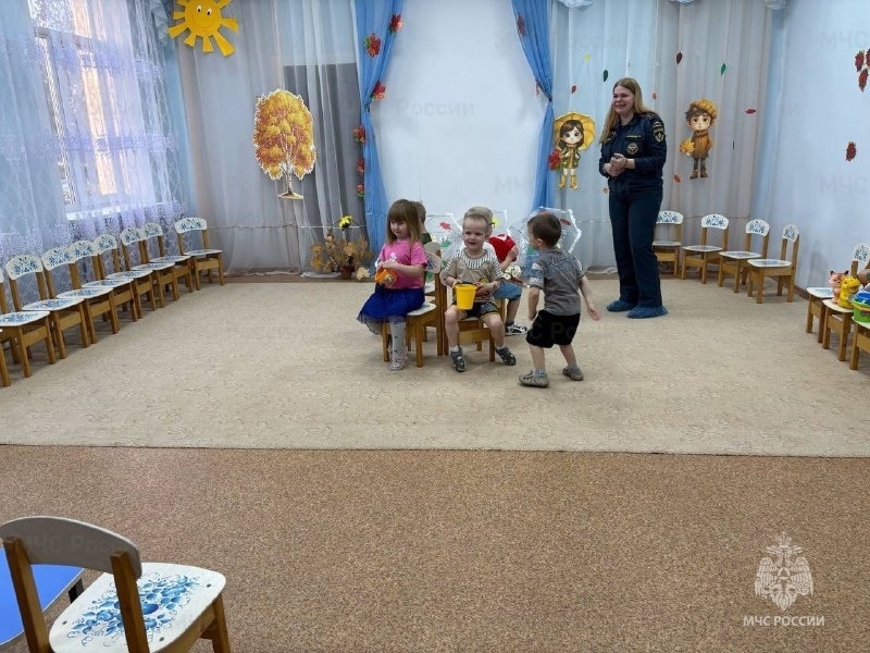 Юных жителей Ржева погрузили в мир пожарной безопасности