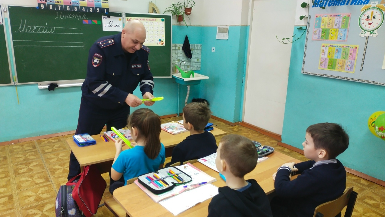 В Калязинском округе юным участникам дорожного движения рассказали о безопасности