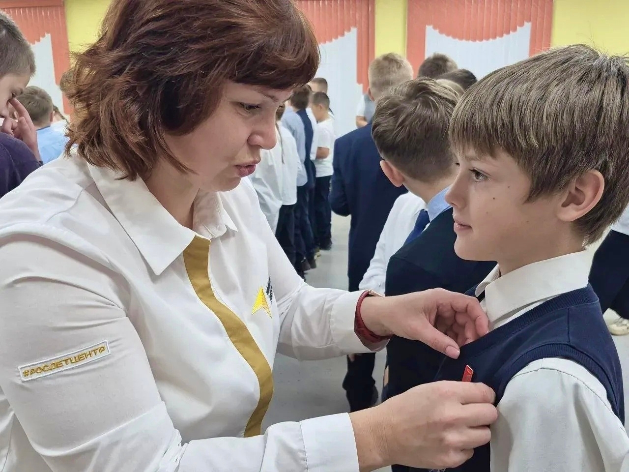 Торопецкие школьники вступили в Движение Первых