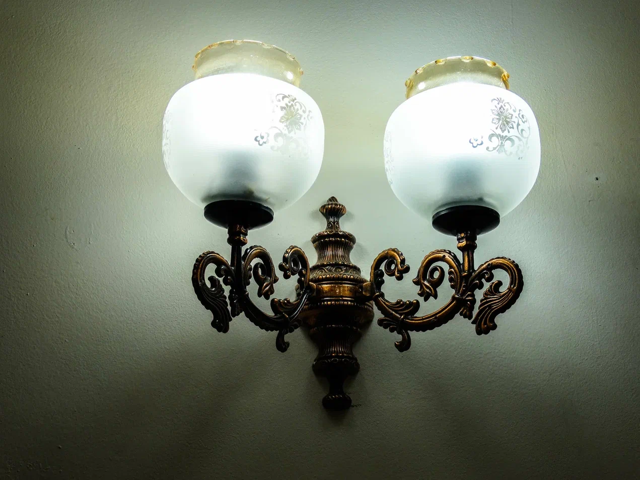 В деревне Тверской области четыре дня нет света