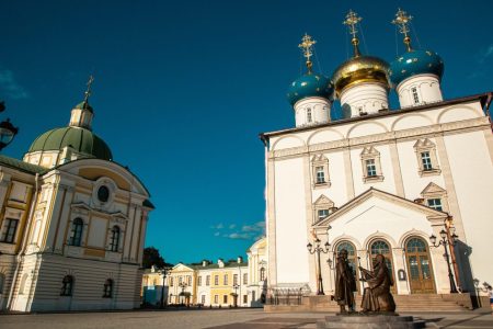 Прихожане Бологовских храмов стали участниками крестного хода в Твери Прихожане Бологовских храмов стали участниками крестного хода в Твери