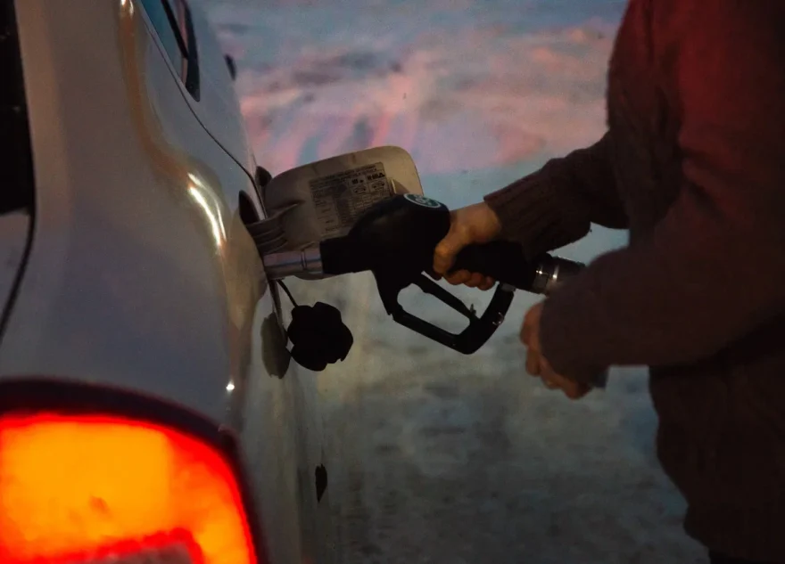 бензоколонку