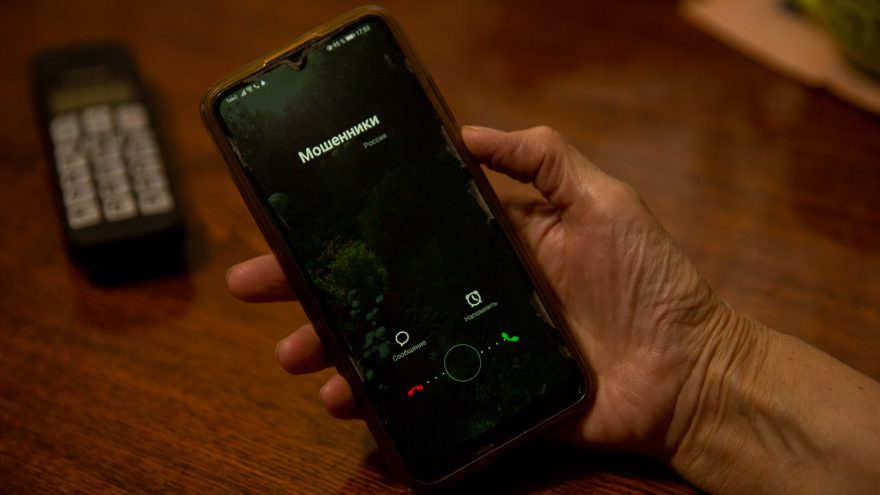 «Кибербабушка» поможет Билайну бороться с мошенниками