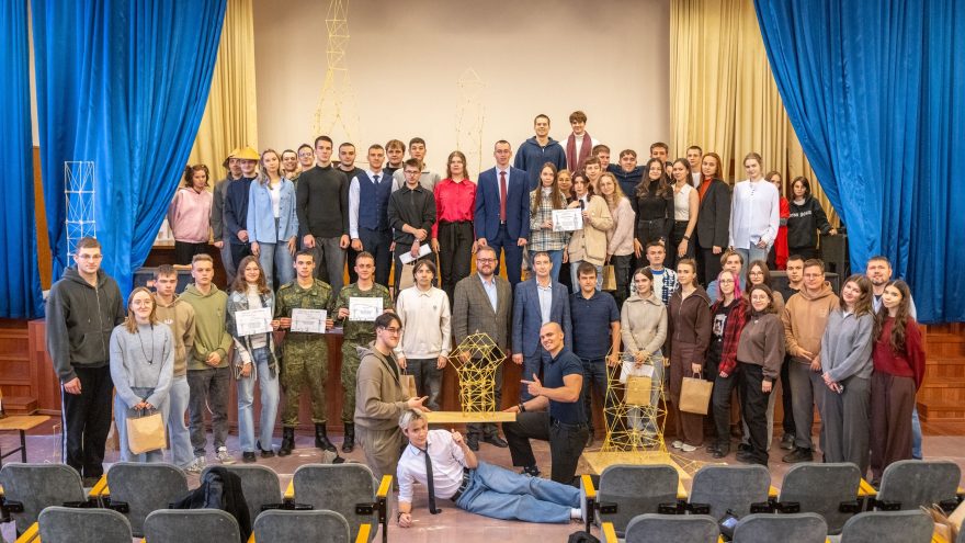 Итоги студенческого конкурса «Макаронный строитель-2025» подвели в Тверском Политехе