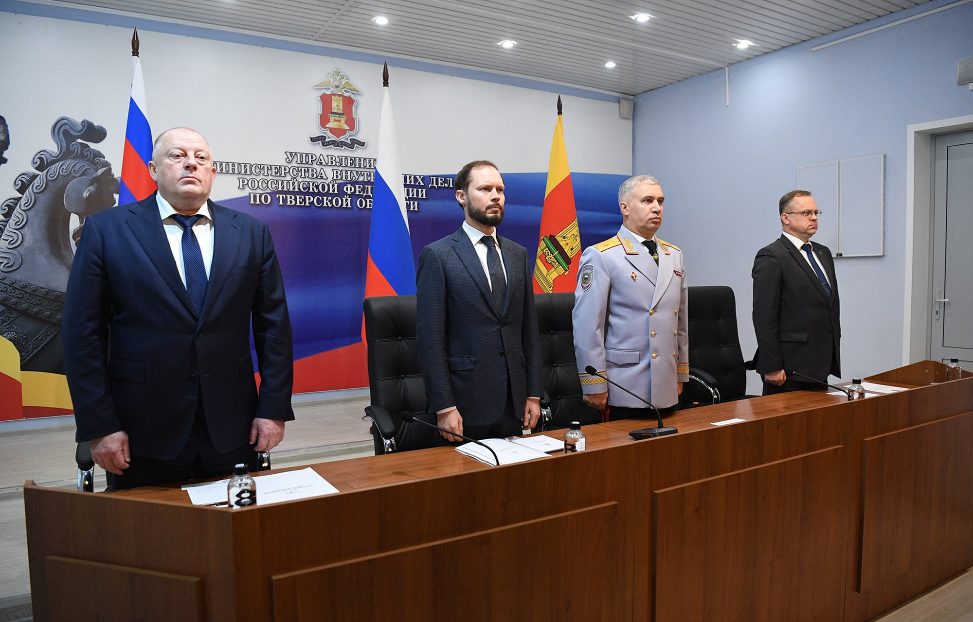 Виталий Королев вручил награды правоохранителям Тверской области