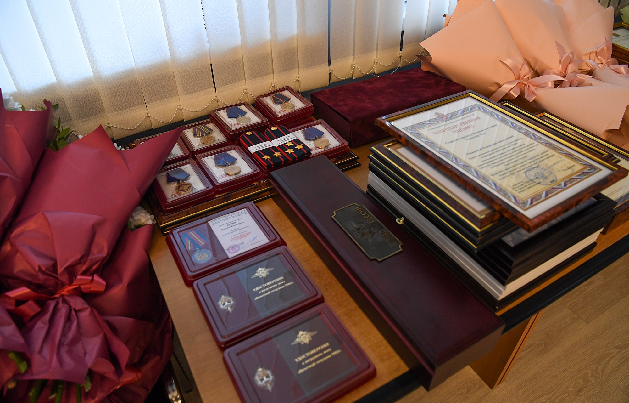 Виталий Королев вручил награды правоохранителям Тверской области