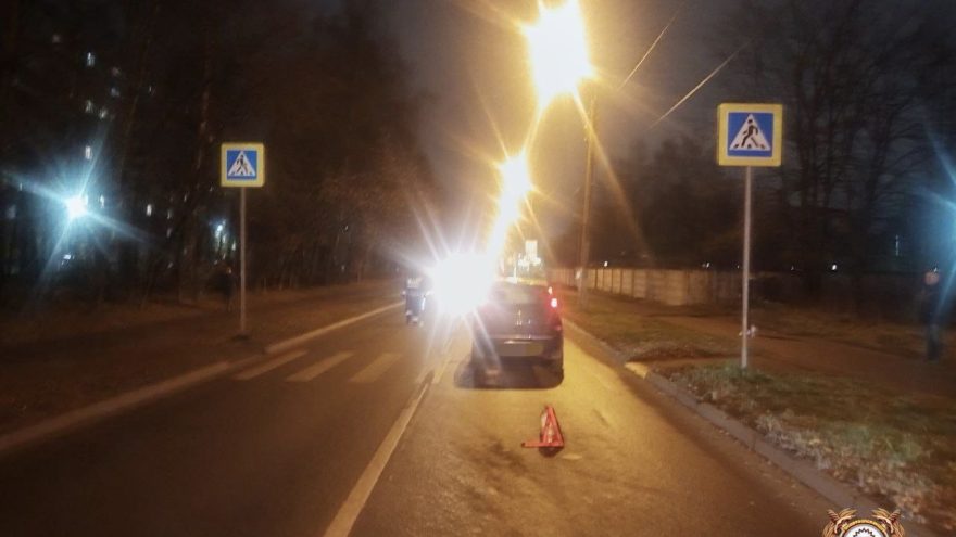 На пешеходном переходе в Твери  сбили женщину