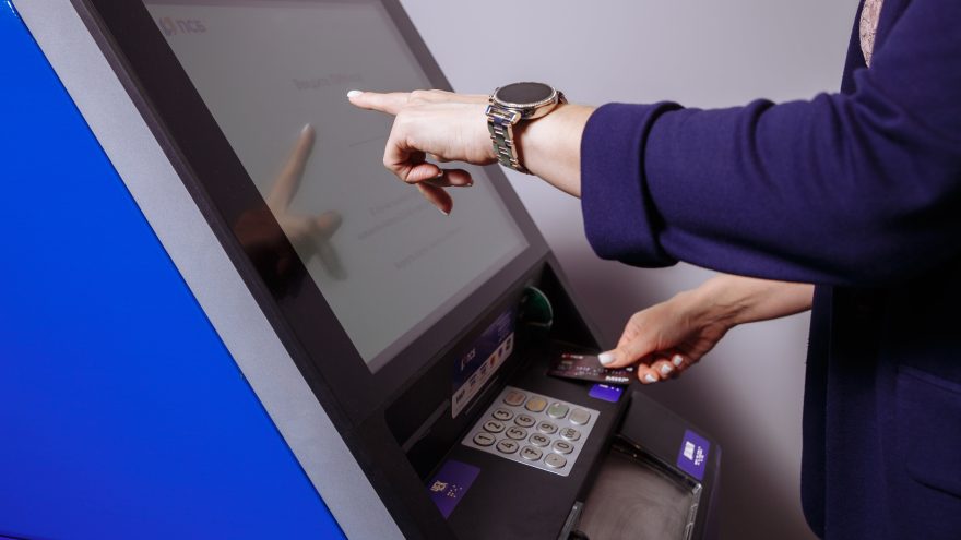 ПСБ запустил цифровой сервис для оформления социальных выплат