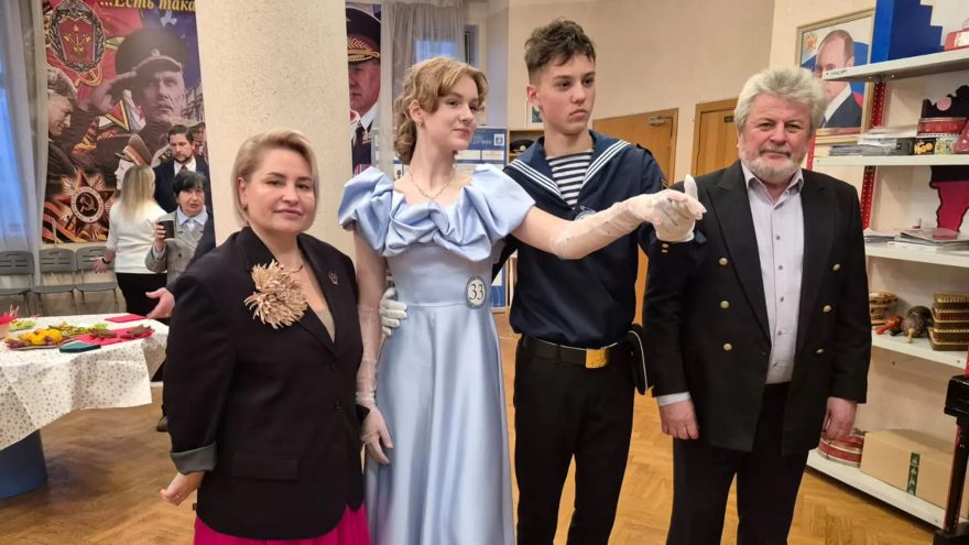 Тверские школьники победили на новогоднем кадетско-юнармейском балу в Москве