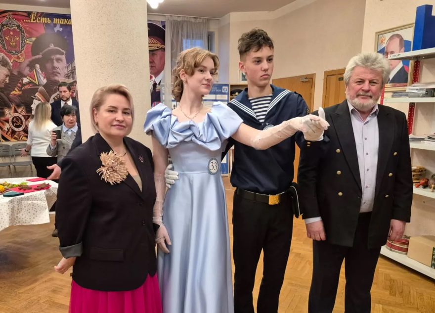 Тверские школьники победили на новогоднем кадетско-юнармейском балу в Москве